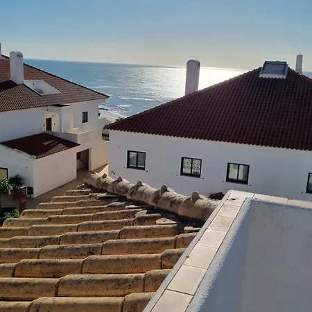 Oura Paradise Apartmán